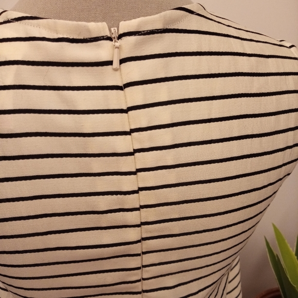 PRICE DROP! 💥 Max Mara striped top size small - Picture 7 of 9